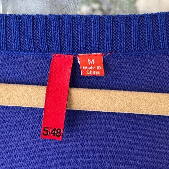 5/48 Royal Blue Sweater with Red Brand Tag - Picture 7 of 9